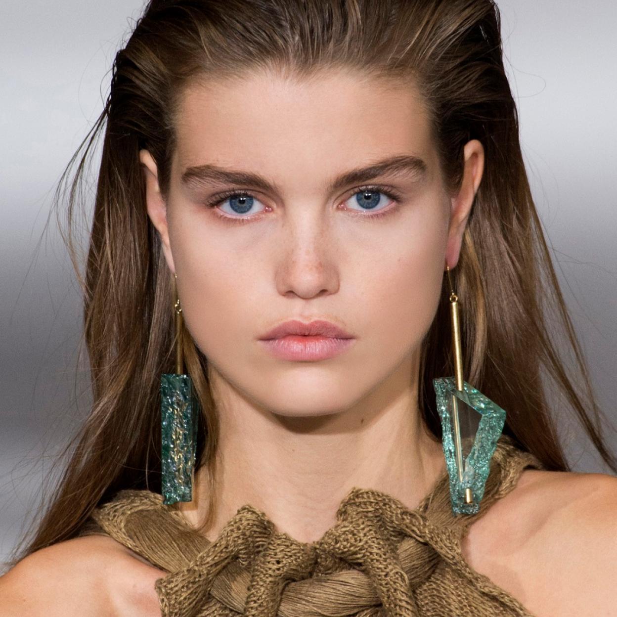 Pincha en la imagen para descubrir las mejores cremas antiedad de alto rendimiento, la cura ideal para las pieles maduras.