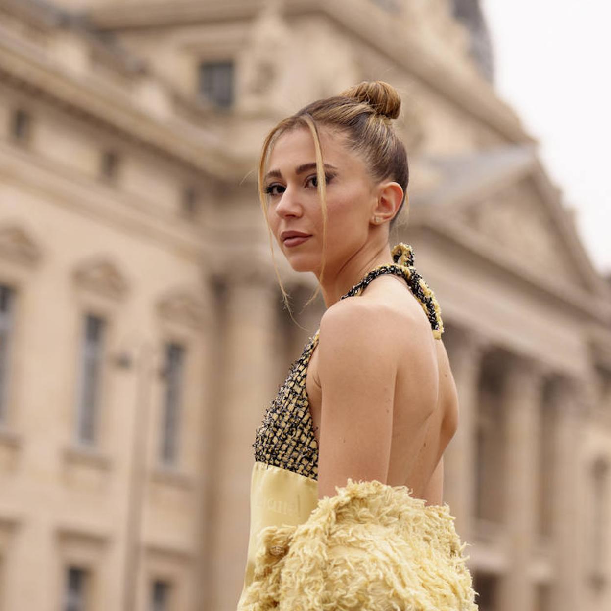 Pincha en la foto para ver los jerséis (y el cárdigan) perfectos para llenar de color nuestros estilismos de invierno