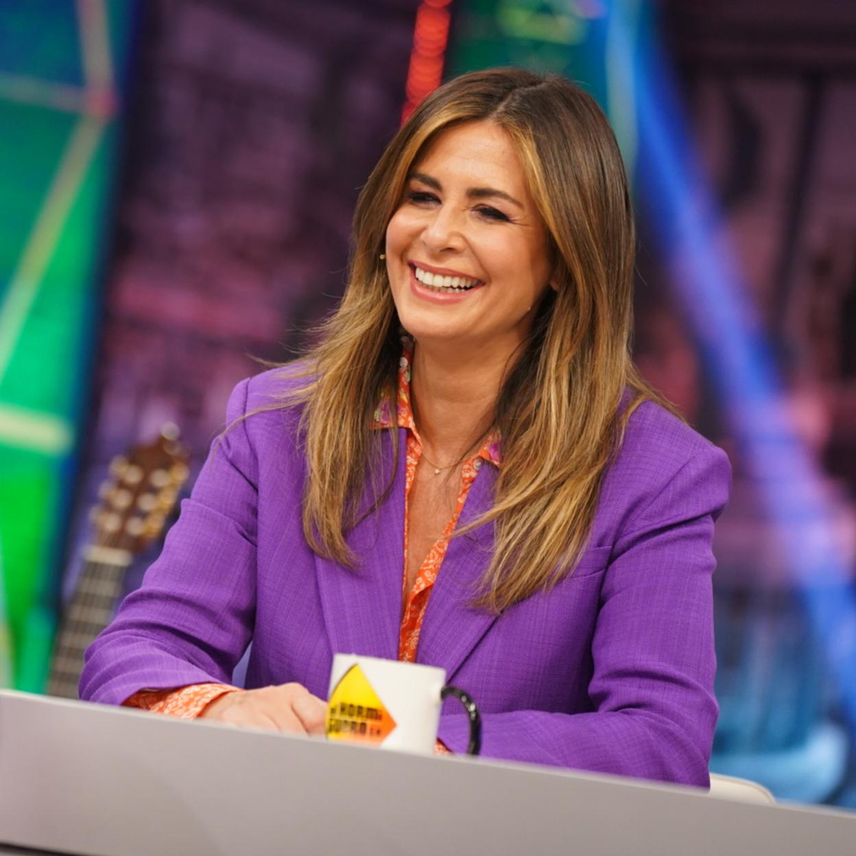 Pincha en la imagen para ver las blazers y chaquetas cropped que puedes comprar rebajadas y van a ser protagonistas de tus looks de primavera.