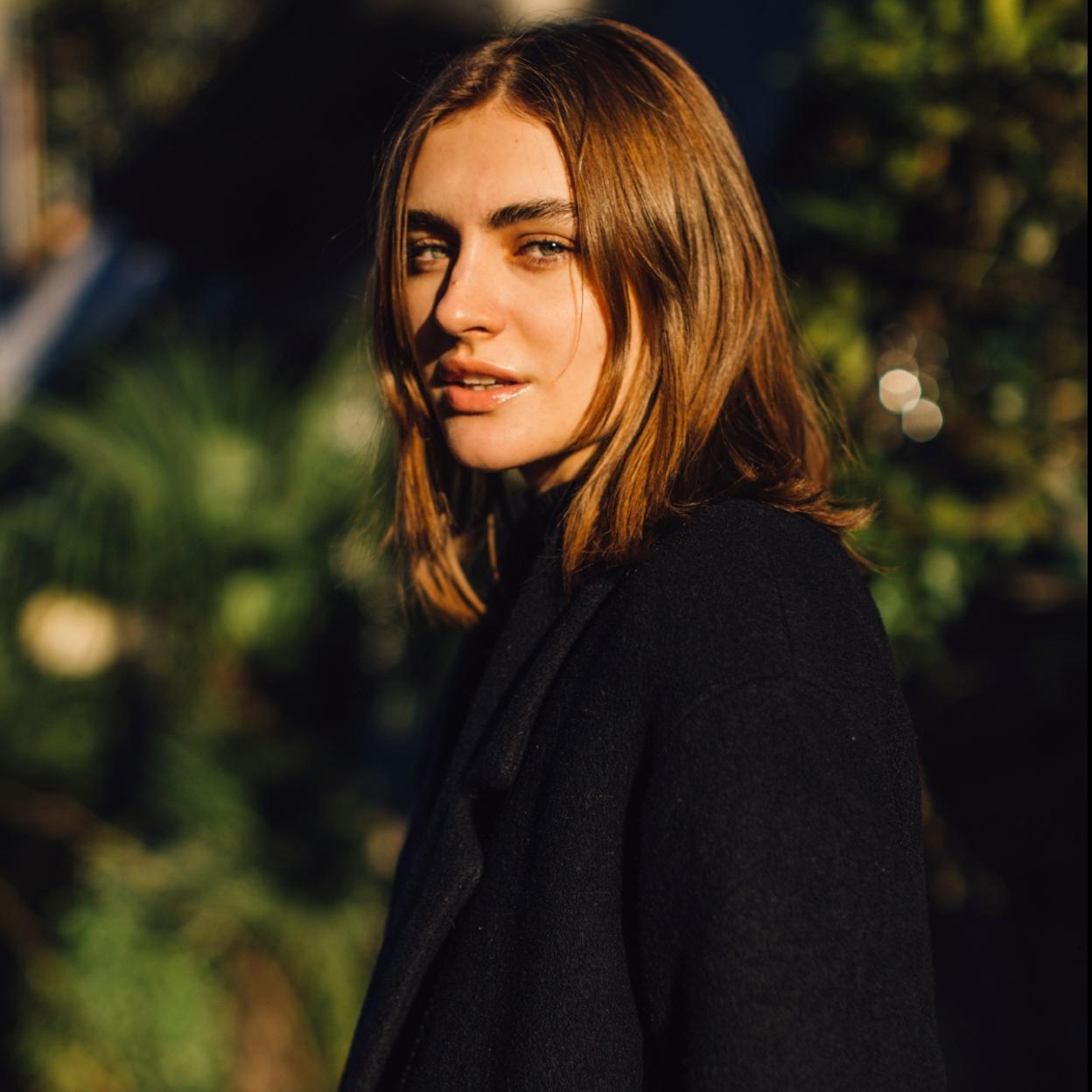 ¿Quieres rejuvenecer tu mirada? Pincha en la imagen para conocer los contornos de ojos con los que conseguirás una mirada descansada y rejuvenecida. 