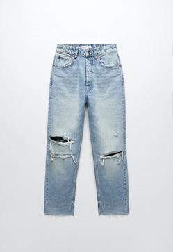 Imagen secundaria 2 - Vas a alucinar con este truco de influencer para un look con vaqueros cómodo y estiloso que rejuvenece a los 50