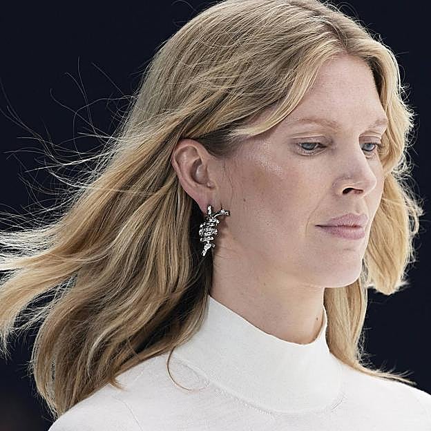 Los champús sin siliconas ni sulfatos con los que mantendrás el pelo libre de químicos para que dure limpio más tiempo