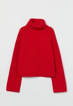 Imagen secundaria 2 - El truco de H&amp;M para llevar los shorts vaqueros en primavera y conseguir un look cómodo y muy estiloso, palabra de influencer