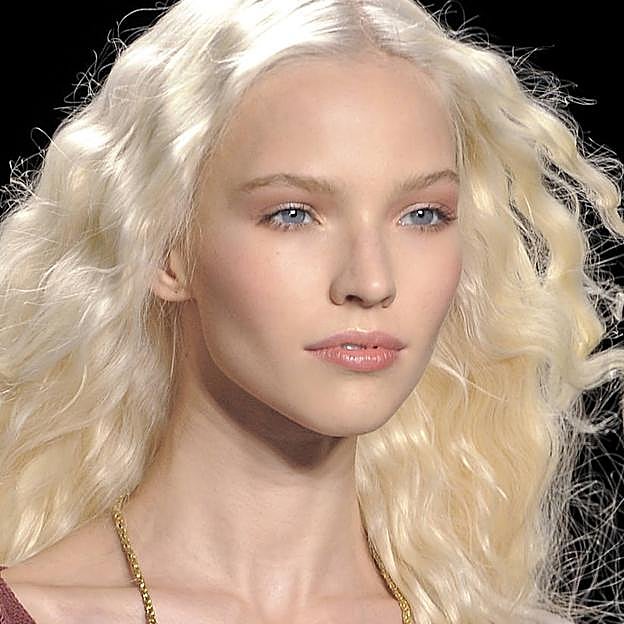 El aceite facial (apto para todo tipo de pieles) que regenera, nutre e hidrata la piel del rostro al instante