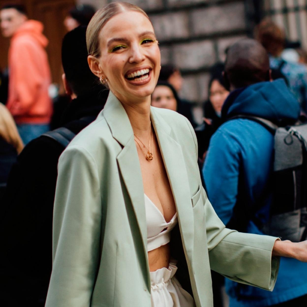 No sólo las cremas sino también lsa bases de maquillaje también pueden tener efecto lifting. Pincha en la imagen para conocerlas. 