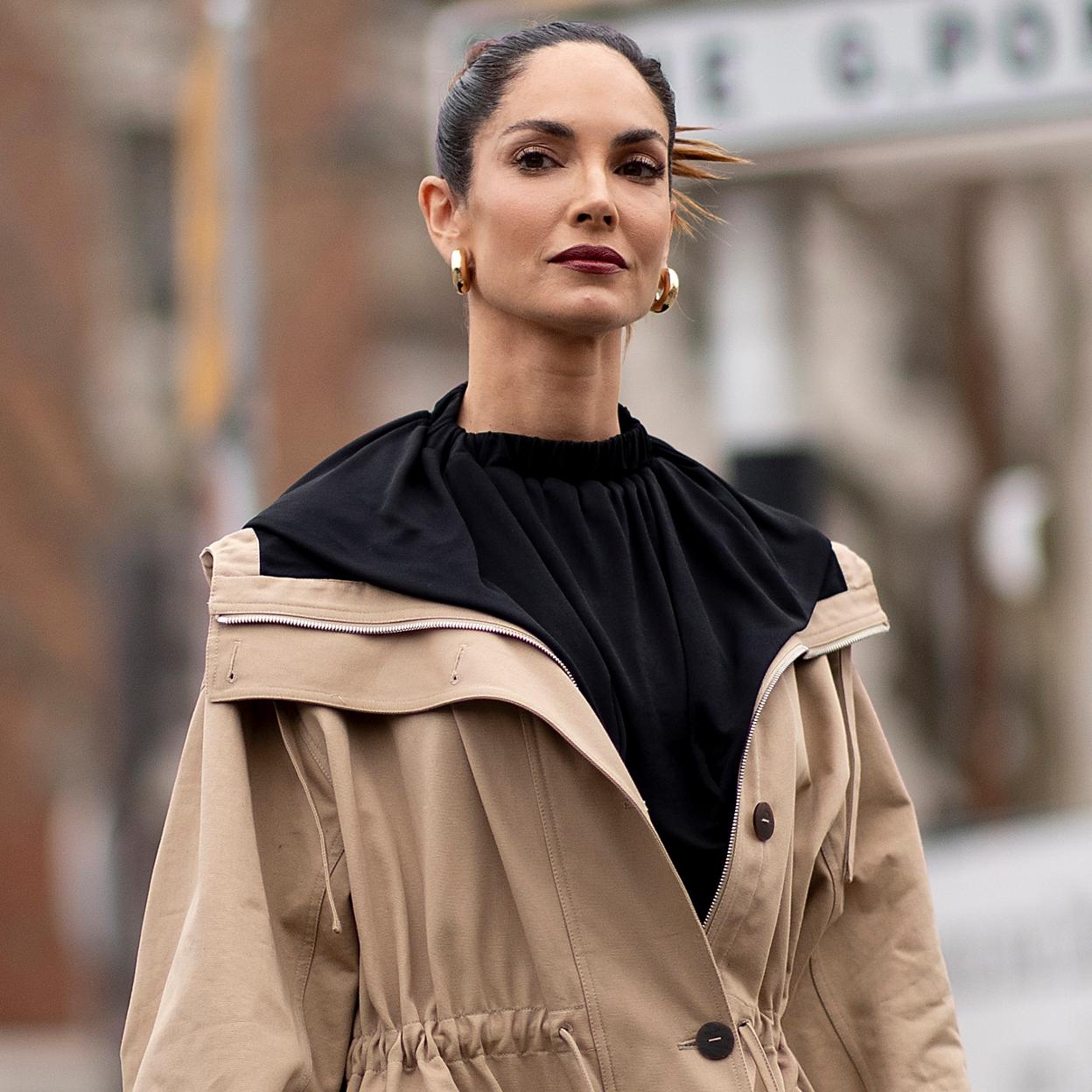 Pincha en la imagen para descubrir las mejores cremas de noche con la acción regeneradora más eficaz, la cura antiedad perfecta para rejuvenecer la piel mientras duermes.