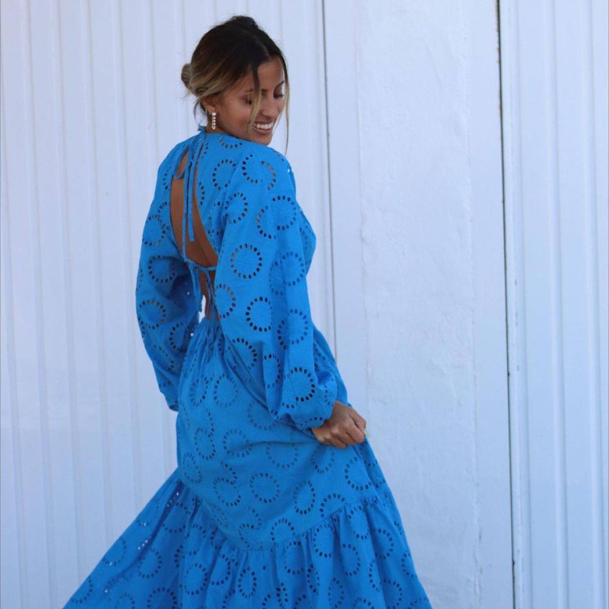 Pincha en la imagen para ver Necesitas un vestido de punto porque es la forma más fácil de conseguir un look de entretiempo que sea cómodo y favorecedor