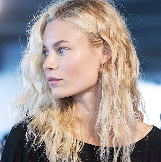 La crema de noche antiedad regeneradora con ceramidas y complejo de retinol