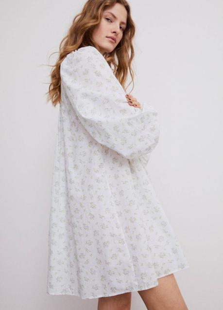 Imagen - El vestido corto tiene un diseño oversize