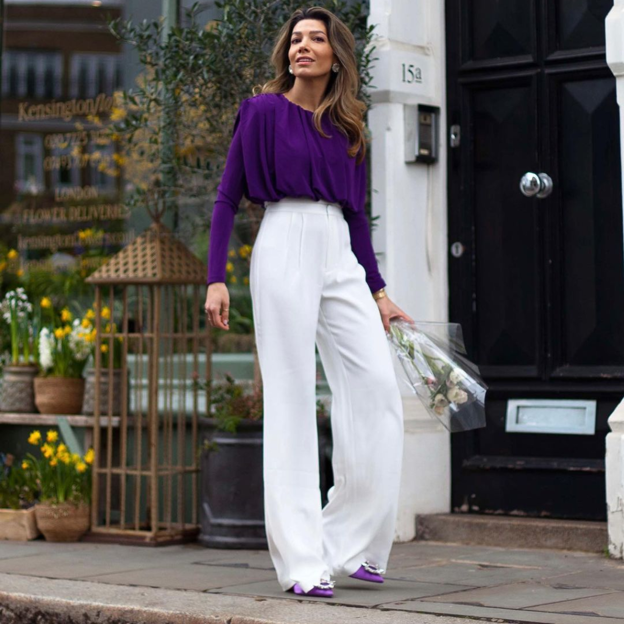 Esta blusa de color morado es una de las prendas más buscadas de la colección de primavera de Zara. Descubre otras de las piezas imprescindibles que tienes que tener. 