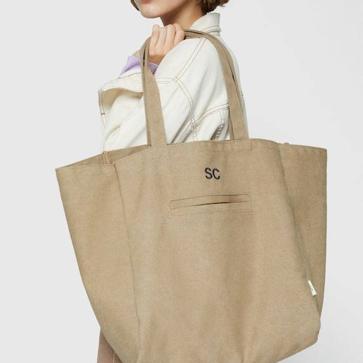 Imagen secundaria 1 - Los shopper personalizables de Parfois, Pull&Bear y Zara