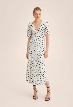 Imagen secundaria 2 - Vestido midi satinado con estampado de luanes en blanco y negro de la colección de primavera de Mango (59,99 euros) 