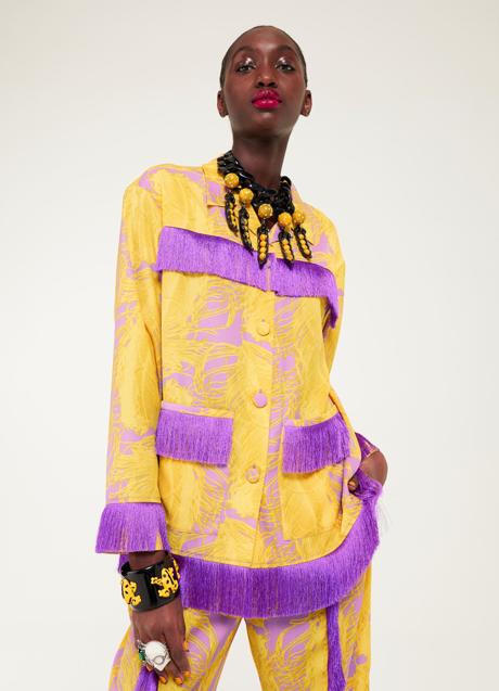 Imagen - La chaqueta de H&M que acaba de salir a la venta se puede comprar solo online, pero de momento está agotada en todas las tallas.