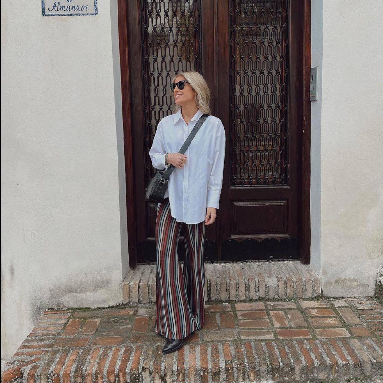 Pincha en la imagen para ver No te pierdas las faldas midi que van a arrasar esta primavera y quedan de lujo incluso con una camiseta blanca