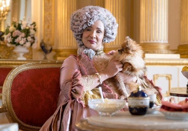 Reina Charlotte de la serie Los Bridgerton.