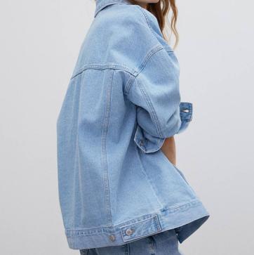 Imagen secundaria 1 - Estas son las cazadoras básicas elegantes (y fondo de armario perfectas) que conjuntan con todos tus looks