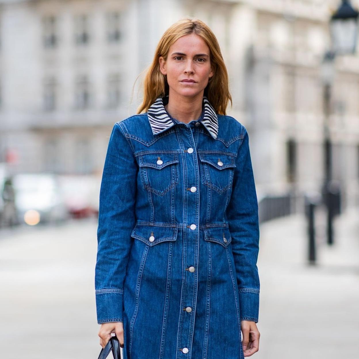 Pincha en la foto para ver los looks que han convertido el apoyo a Ucrania en una tendencia