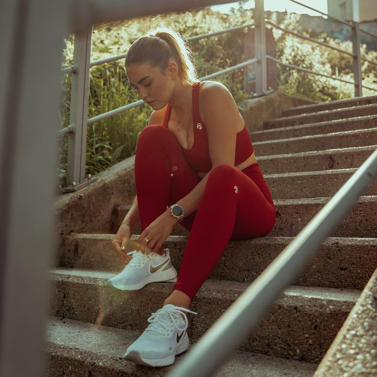 Por qué salir a correr en ayunas en realidad no te ayuda a adelgazar más rápido (y cómo deberías hacerlo para quemar más grasa)