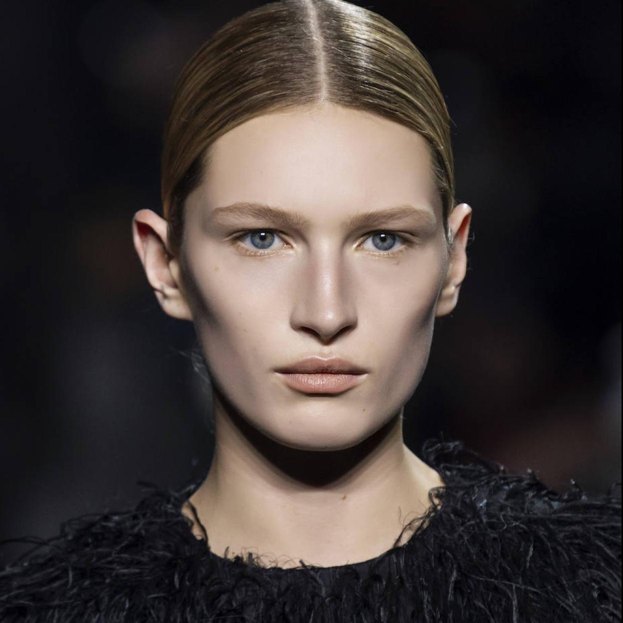 Pincha en la imagen para ver Colágeno, vitamina A, retinol: qué activos antiedad deben llevar las cremas hidratantes más eficaces contra la pérdida de firmeza a partir de los 40