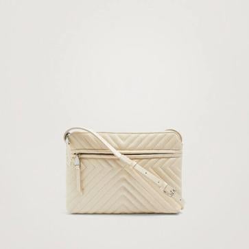 Imagen secundaria 1 - La bandolera de effecto acolchado