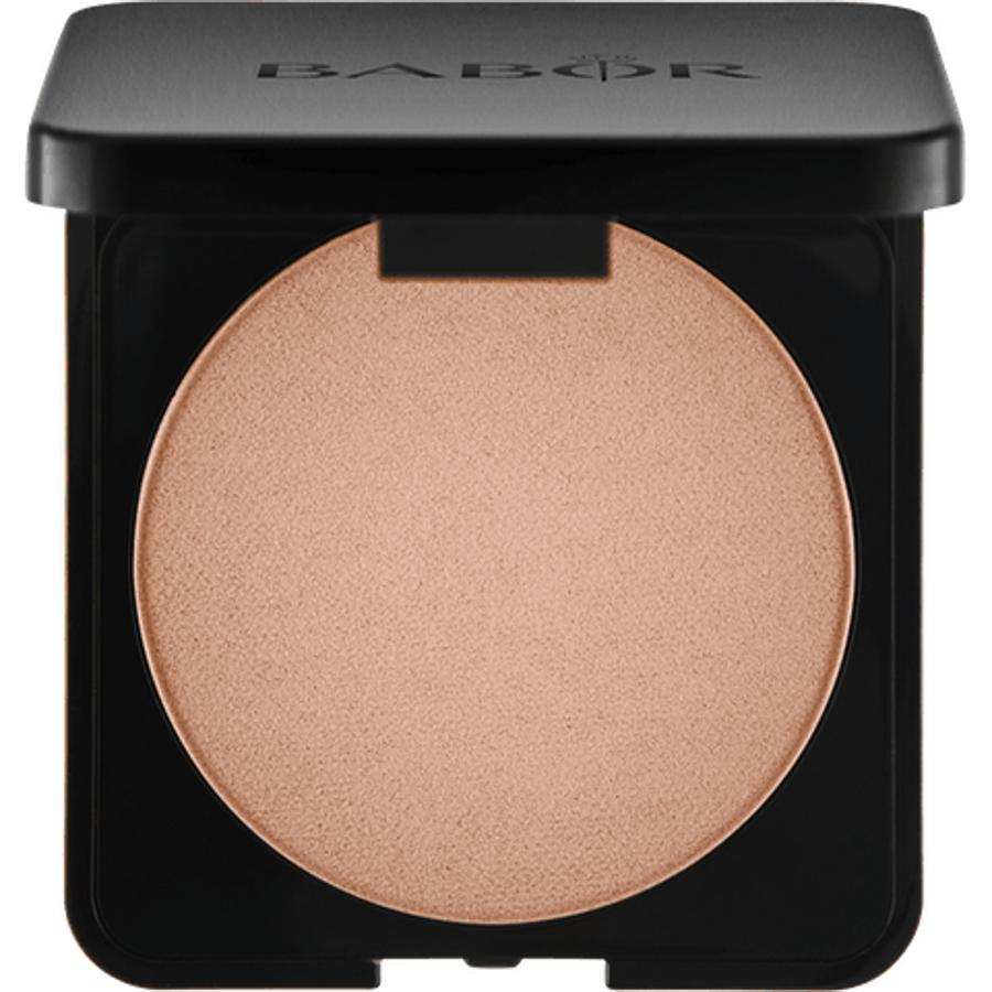 Creamy Compact Foundation es una base de maquillaje, con acabado cremoso, que presenta una cobertura media que protege la piel, gracias a su SPF50 (uno de los más altos del mercado). Se puede aportar tanto con una esponja como con las manos para conseguir un acabado más natural. (29,90 euros).