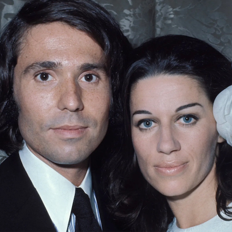 Raphael y Natalia Figueroa, en el día de su boda en julio de 1972, en Venecia. 