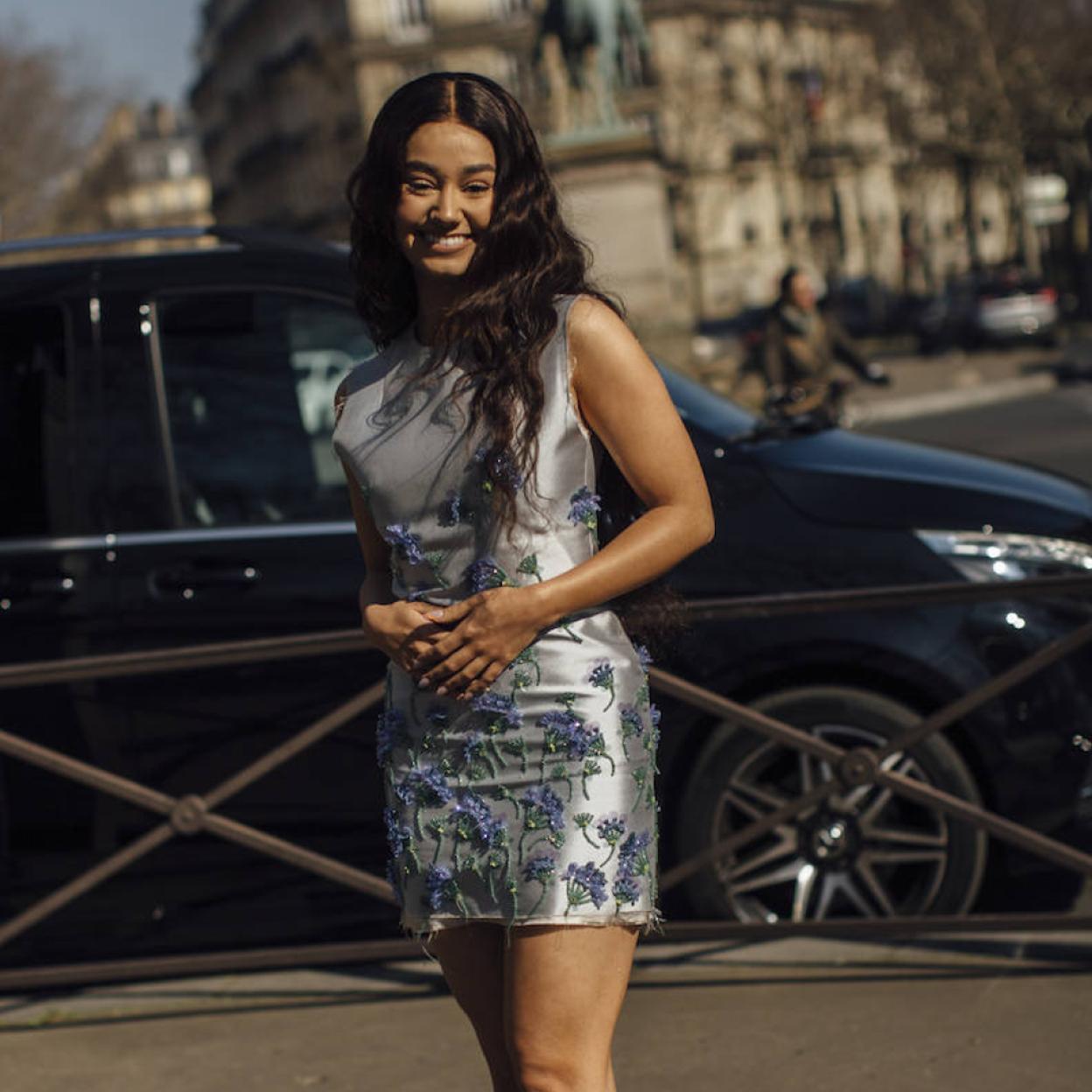 Pincha en la foto para ver otros vestidos de flores para apuntarte a la tendencia estrella de la primavera y dar con tu look favorito de la temporada