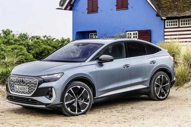 Audi Q4 Sportback e-tron. Su silueta es la que está de moda en el mercado, la del SUV con aire deportivo, lo que combinado con su motorización eléctrica lo hace realmente atractivo. A la venta en diferentes niveles de potencia, con una autonomía de hasta 495 km.