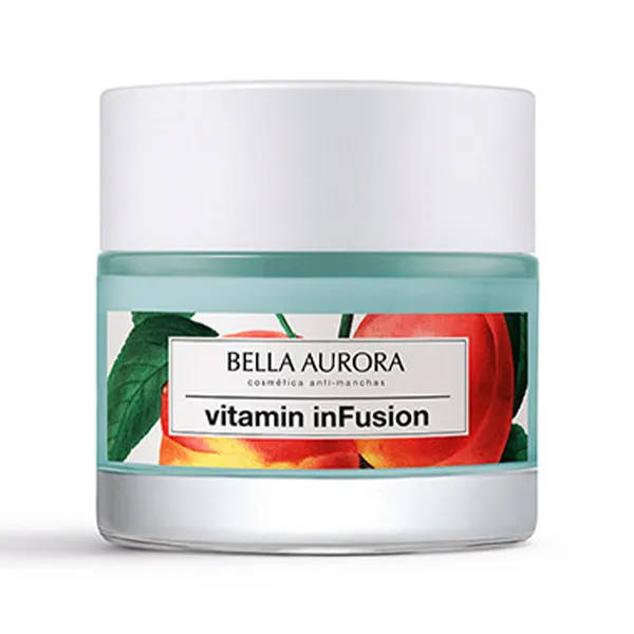 Vitamin Infusion de Bella Aurora se transforma en agua al aplicarla