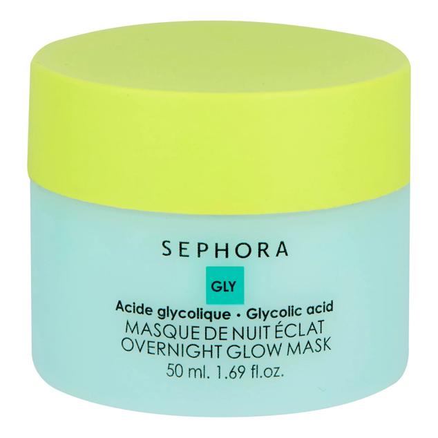 Formulada con un 93% de ingredientes de origen natural, esta mascarilla nocturna contiene ácido glicólico y ácido hialurónico. Suaviza la textura de la piel durante la noche para despertar con una tez radiante e hidratada. La máscara de noche radiante aporta  luminosidad e hidratación  a la piel opaca que carece de luminosidad. Su textura de gel de agua se derrite en su piel y actúa durante la noche. La piel está radiante, hidratada e hinchada.