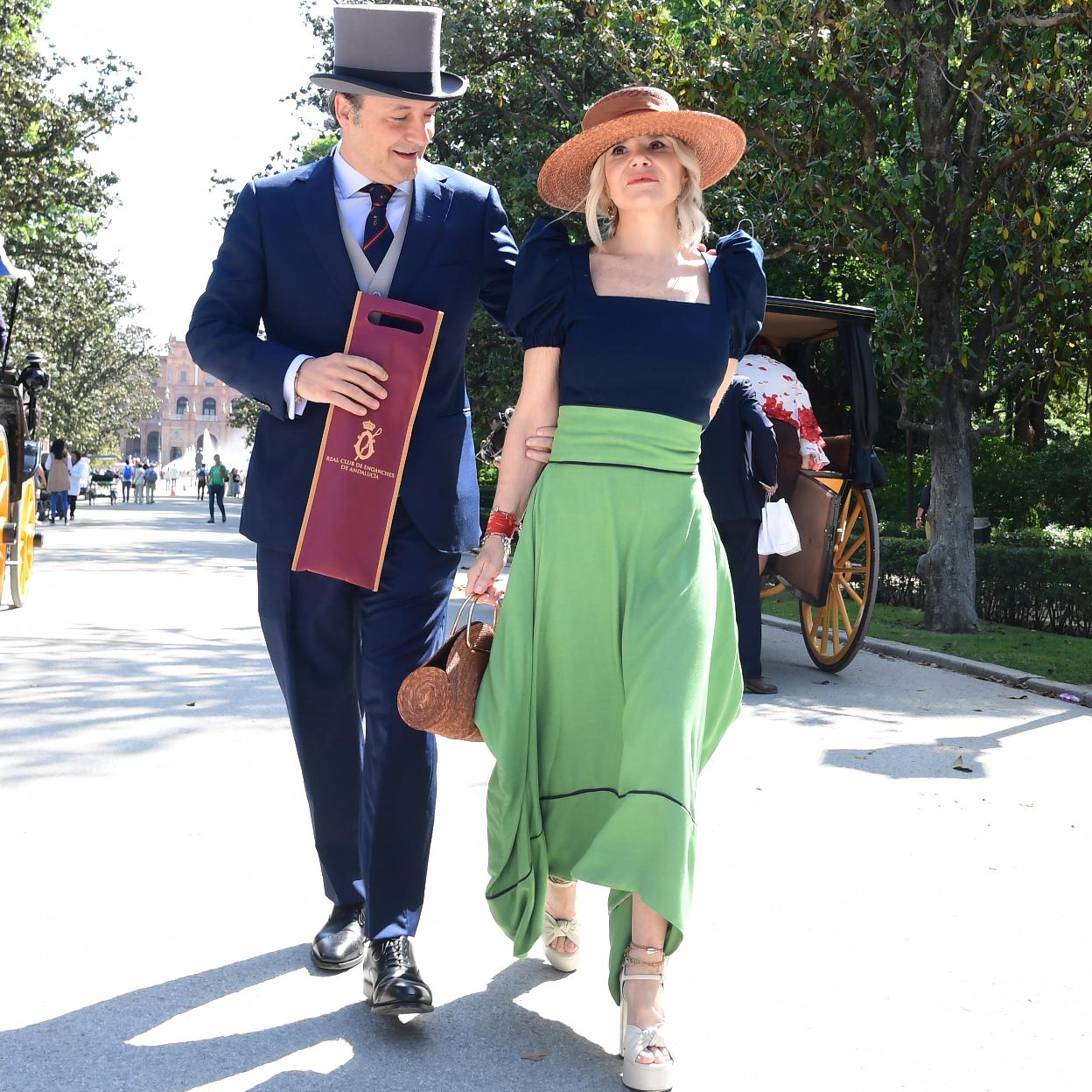 Pincha en la imagen para conocer los mejores looks de Eugenia Martínez de Irujo, la aristócrata bohemia que ha heredado el estilo atrevido de la Duquesa de Alba. 