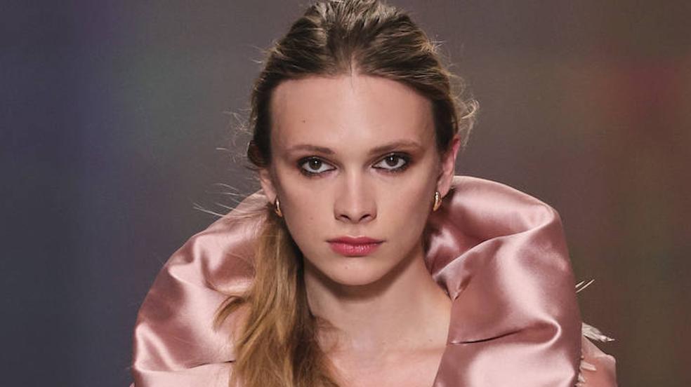 Para que tu rutina de noche esté completa, necesitas un tratamiento que hidrate y repare tu cutis