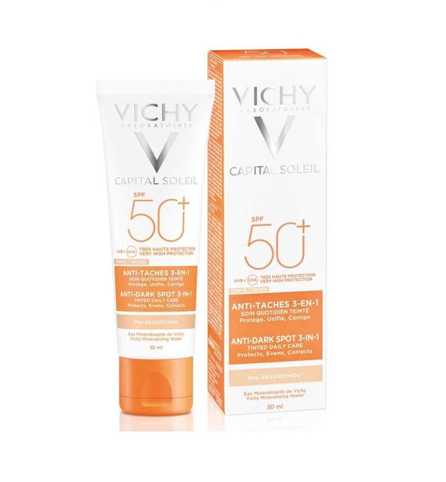 Se trata de un protector solar 3 en uno que ayuda a corregir los problemas de pigmentación, unifica el tono de forma inmediata al tener tinte y combate el daño de las agresiones externas con su alta protección SPF50 anti-UVB/UVA. También tiene un complejo equilibrante antisebo y antibrillos, perfecciona la textura y minimiza los poros.