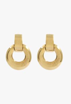 Imagen secundaria 2 - La reina Letizia presume de abdominales marcados con un espectacular vestido rosa con aberturas low cost