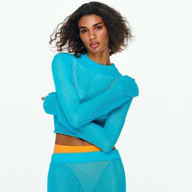 El arriesgado total look de Zara que llevan todas las influencers y ya está agotado en tienda online (pero hemos encontrado sustituto)