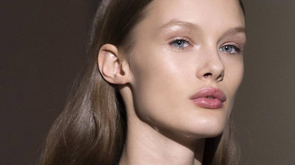 Sérums para rostro, cuello y contorno de ojos con avena, el ingrediente natural tensor que proporciona un efecto lifting y botox-like inmediato