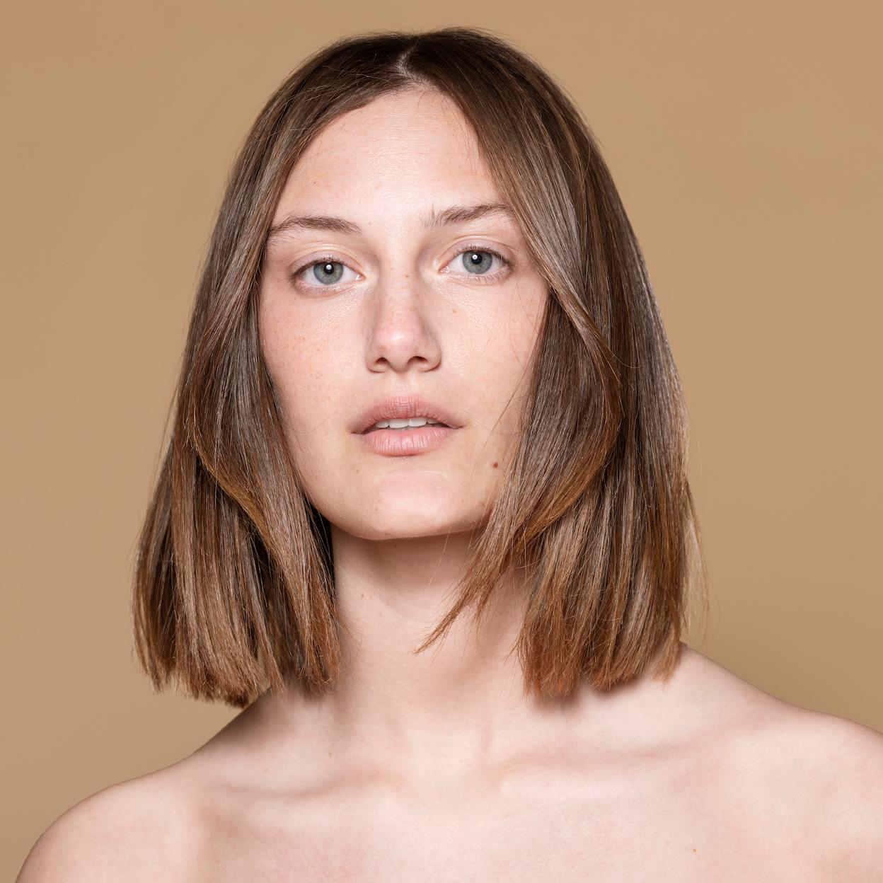 Pincha en la imagen para conocer los cosméticos con vitamina C más vendidos y eficaces para combatir arrugas, manchas y la pérdida de firmeza y luminosidad. 