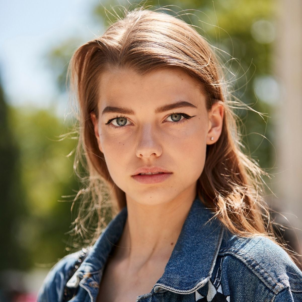 Pincha en la imagen para descubrir los mejores champús hidratantes para el pelo seco.