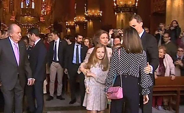 Letizia protagonizó un momento muy tenso en la misa de Palma.