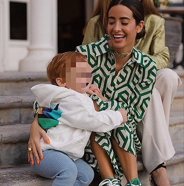 Imagen principal - Este vestido camisero de Zara tan favorecedor es el más viral del momento y es uno de los más vendidos en Reino Unido