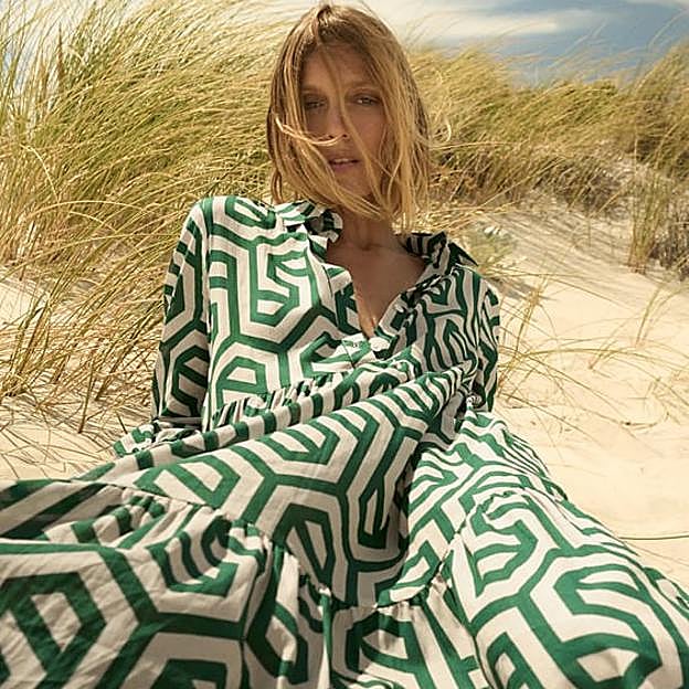 Este vestido camisero de Zara tan favorecedor es el más viral del momento y es uno de los más vendidos en Reino Unido