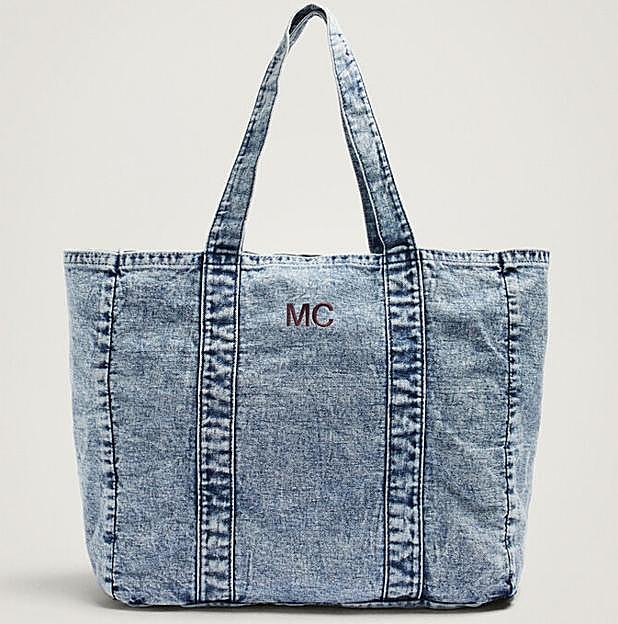 En Parfois también puedes personaliza tu bolso.