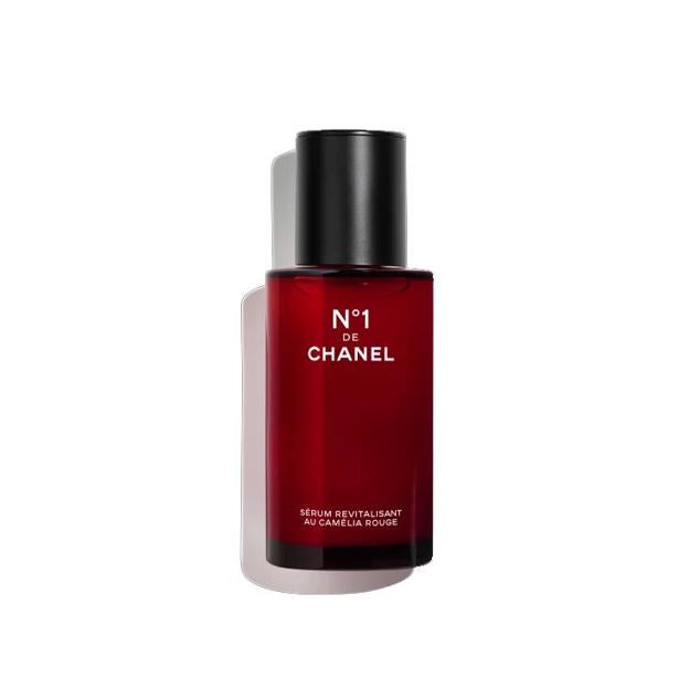 El Nº 1 de Chanel es un sérum revitalizante formulado con camelia roja