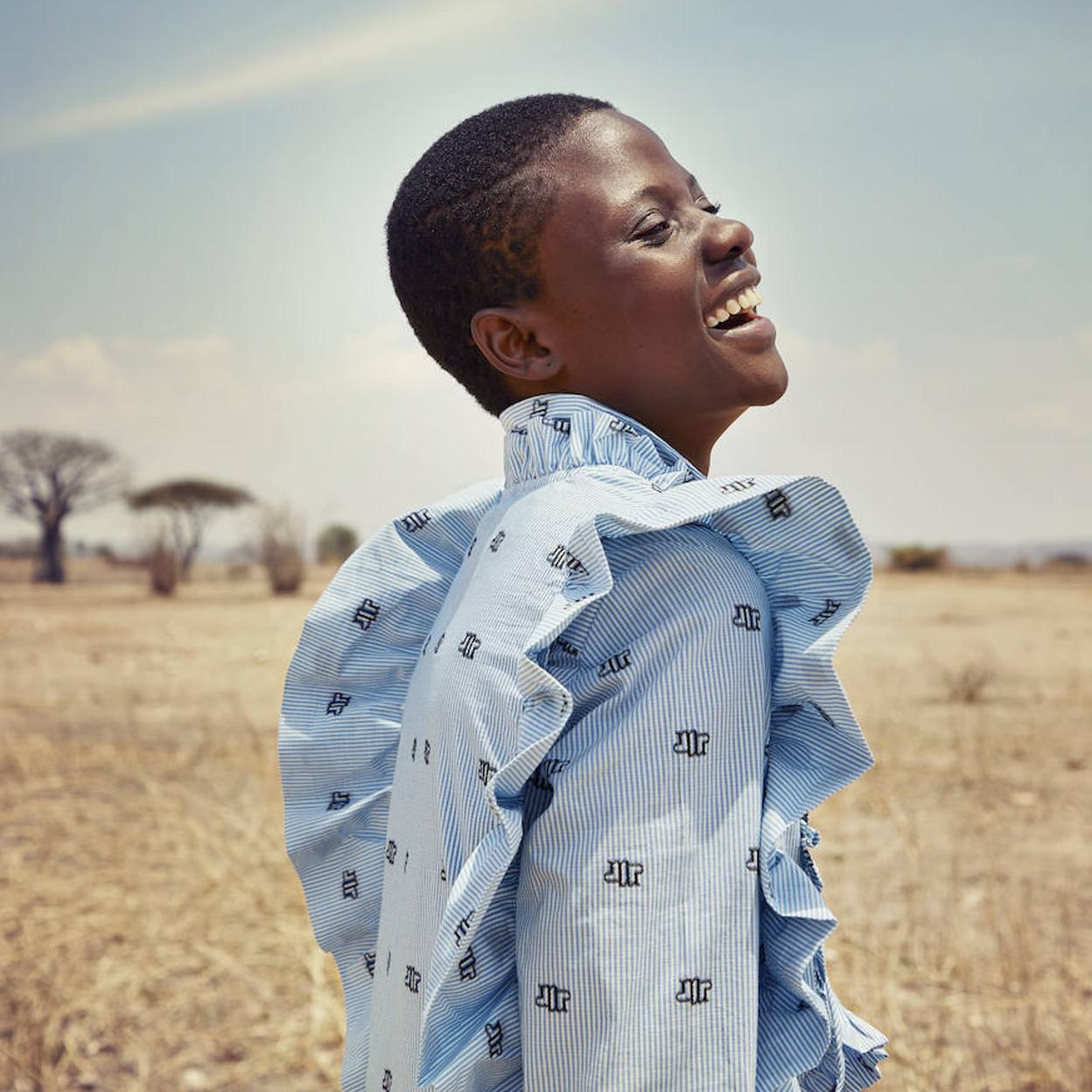 Pincha en la foto para ver los aceites faciales rejuvenecedores que consiguen una piel tersa y radiante en segundos para que no te haga falta nada de maquillaje