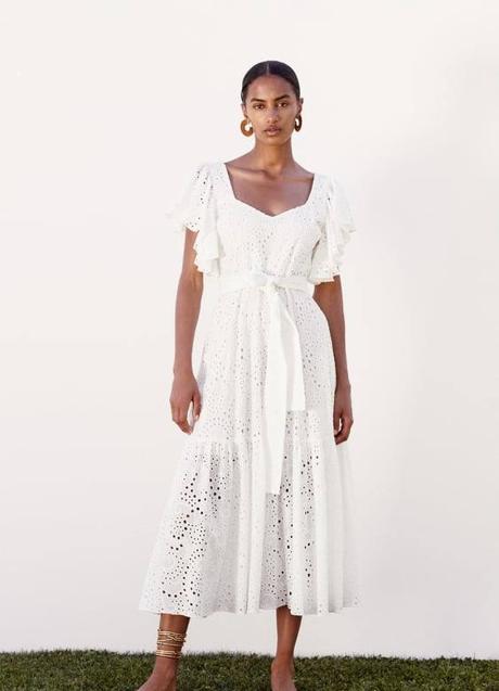 Imagen - El modelo de manga corta y escote de pico