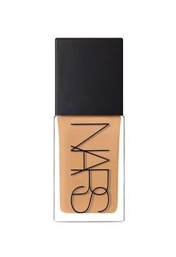 Imagen secundaria 2 - Les Beiges Eau de Teint de Chanel, Beyond Perfecting Foundation Concealer de Clinique y Light Reflecting Foundation de Nars