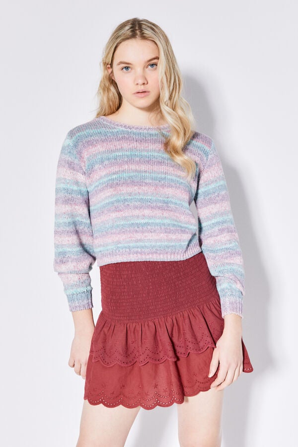 Falda mini con volantes en color rojo  (24,99 euros)