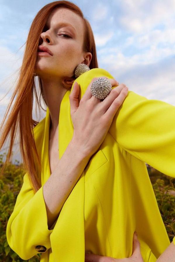 Este anillo de botón lo encontrarás en Sfera