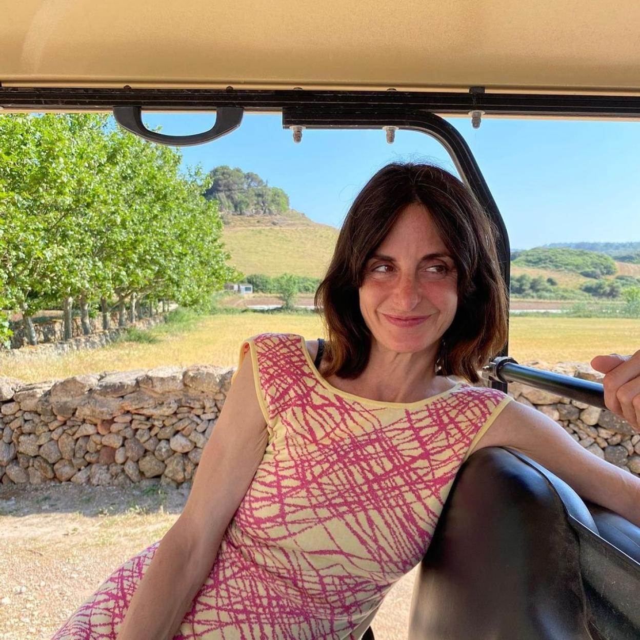 Así es el vestido comodín más favorecedor que ha conquistado el armario de María Fitz James-Stuart