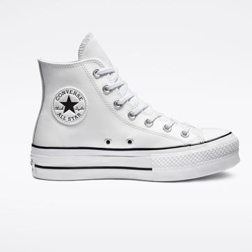 Imagen secundaria 1 - Los detalles del look de Eugenia Martínez de Irujo.